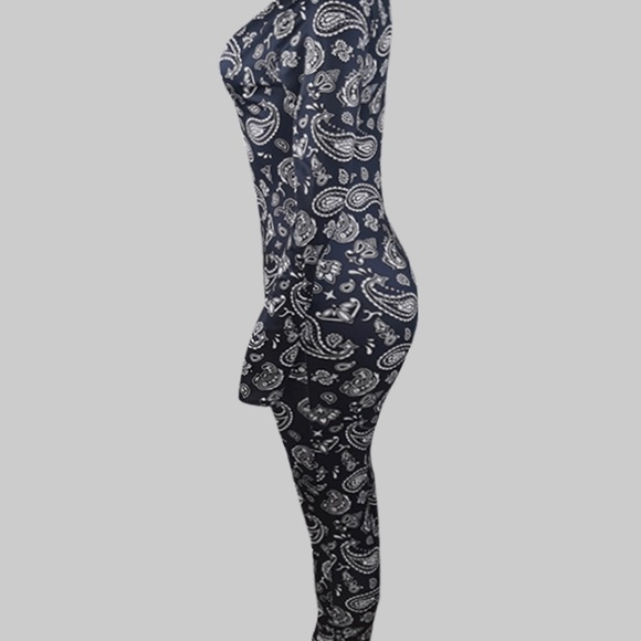 Curvy girl cashew print skinny jumpsuit NWOT - Picture 3 of 7